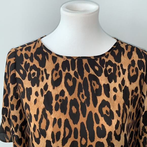 The Limited Leopard Animal Print Flounce Short Sleeve Blouse Sz M - Picture 2 of 7